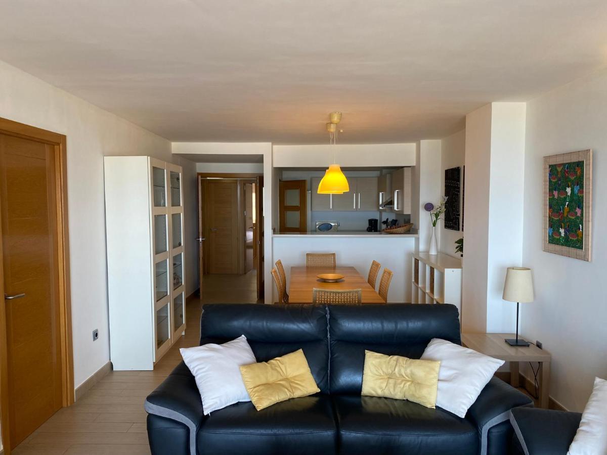 פואנגירולה Albamar Frontline Beach Apartment 3 Bedrooms מראה חיצוני תמונה
