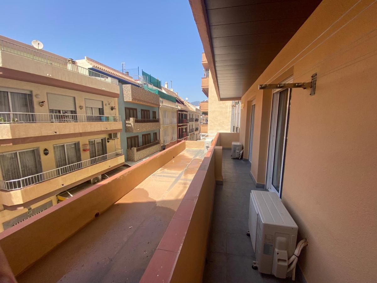 פואנגירולה Albamar Frontline Beach Apartment 3 Bedrooms מראה חיצוני תמונה